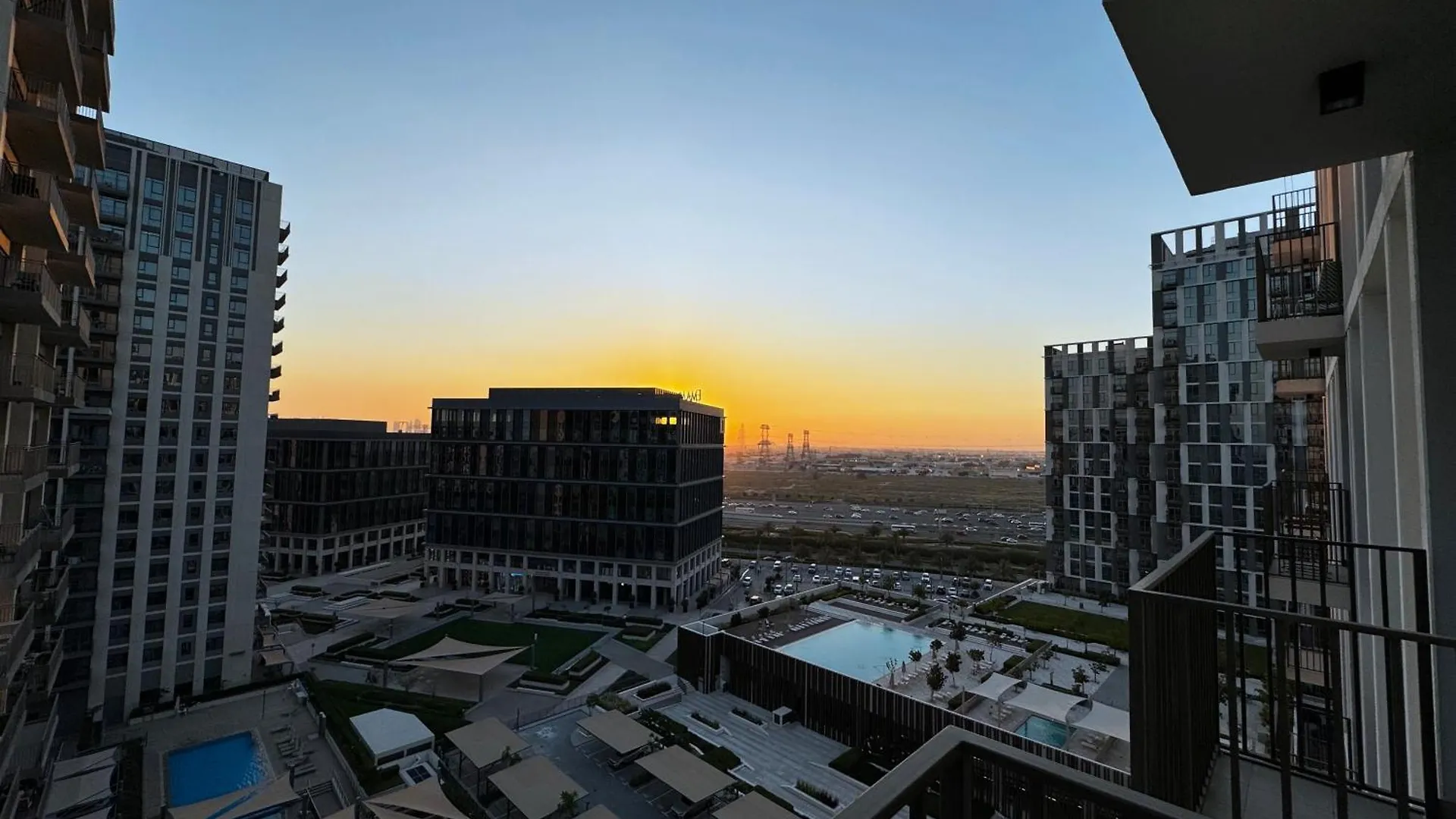Апартаменты Elite Escapes - Socio Stylish 1 Bhk Getaway Дубай